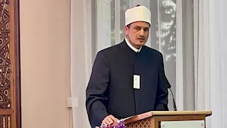 مدير الأزهر للفتوى يحذر من فتاوى فردية شاذة تسيء للإسلام وتشوّه صورته