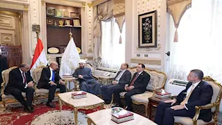 وزير الأوقاف يهنئ رئيس النقض الجديد ويشيد بدور القضاء في ترسيخ العدالة | صور