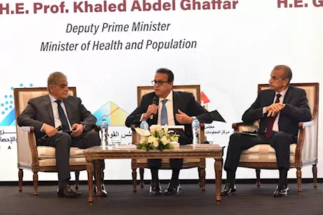 وزير الصحة: مصر تُخفّض عدد المواليد لأقل من مليونَي طفل