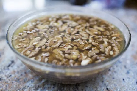 تناول عين الجمل المنقوع على الريق- ماذا يفعل بالجسم؟