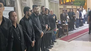 بحضور مصطفى كامل.. نجوم الأغنية الشعبية يقدمون العزاء في محمد عواد