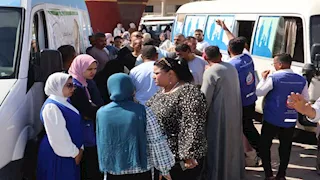 بالصور- محافظ سوهاج يطلق حملة "100 يوم صحة" 