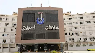 بالصور- مستشار رئيس الجمهورية يتابع تنفيذ "حياة كريمة" في أسوان