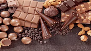 5 فوائد مذهلة لتناول الشوكولاتة.. تعرف عليها