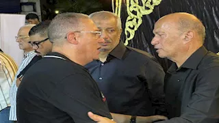 نجوم الكرة يواسون أسرة ميمي عبدالرازق في ليلة حزن ببورسعيد (صور)