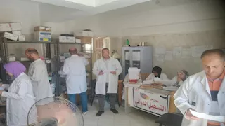 قافلة طبية مجانية ببني سويف تنجح في فحص 1502 حالة (صور)