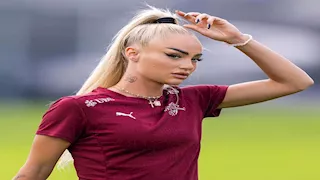 أيقونة الجمال الساحر.. 20 صورة ومعلومات عن أجمل لاعبة كرة قدم في العالم 