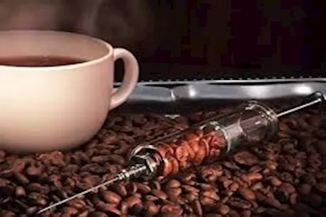 حقنة القهوة.. تريند جديد يثير القلق