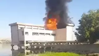 السيطرة على حريق محول كهرباء فى محطة ري بأسوان 