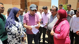 محافظ المنيا يجتمع بنواب مركز مطاي ورؤساء القرى.. تفاصيل ما دار في اللقاء