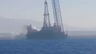 غرق حفار البترول.. بيان رسمي من قناة السويس بشأن حركة الملاحة