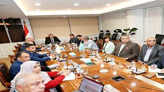 وزير الإسكان يعقد اجتماعا لمتابعة الموقف التنفيذي لمشروع حدائق الفسطاط