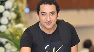 شحتة كاريكا يحذف جميع أغاني المطرب الراحل أحمد عامر