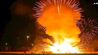 انفجار في مستودع للألعاب النارية بولاية كاليفورنيا