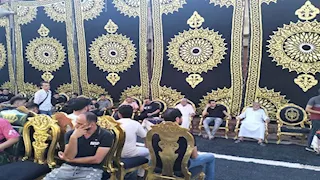 بحضور حمو بيكا ومحمود الليثي.. بدء عزاء أحمد عامر بالغربية (فيديو وصور)