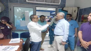 بعد استغاثة سيدة.. رئيس جامعة المنيا يجرى جولة ليلية بمستشفى النساء والأطفال- صور 