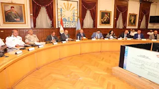 انتخابات الشيوخ.. محافظ القاهرة للمواطنين: المشاركة واجب وطني