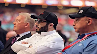 10 صور لتركي آل الشيخ رفقة مجموعة من نجوم الفن والرياضة