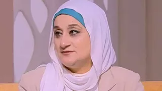 شقيقة أحمد حلمي عن منى زكي: "بسكوتة في طريقتها ورقيقة جدا"