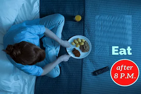 الأكل بعد الساعة 8- هل يزيد الوزن؟