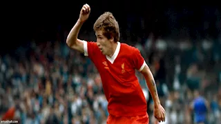 "حصد ثلاثية تاريخية".. ليفربول يعلن وفاة أسطورة الفريق السابق 