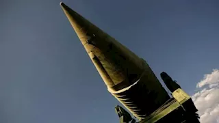 للمرة الأولى منذ 2008.. واشنطن تعيد نشر أسلحة نووية في بريطانيا