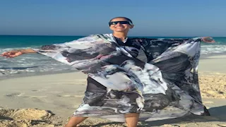 بين الأناقة والبساطة.. كيف أعادت حنان مطاوع موضة الألوان المحايدة؟