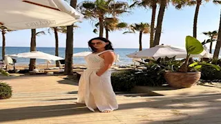 بإطلالة جريئة.. رشا مهدي تستمتع بإجازة الصيف والجمهور يعلق (صور) 