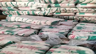 ضبط 5 أطنان مواد غذائية مجهولة المصدر بالعاشر من رمضان