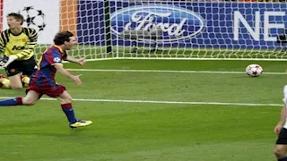 عمل رقمي مستوحى من هدف ميسي النادر يُباع في مزاد كريستيز.. ما القصة؟