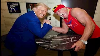 ترامب ينعي المصارع هوجان بعد وفاته: "صديقًا عزيزًا"