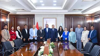 محافظ الإسكندرية يبحث استعدادات تطبيق منظومة التأمين الصحي الشامل (صور)