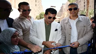 صور.. وزير الرياضة يفتتح منشآت جديدة في الجيزة ويشيد بتطوير البنية التحتية