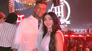 عصام صاصا يرقص مع زوجته في حفل تامر حسني بالساحل (صور وفيديو)