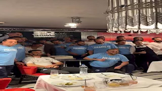 حفل عشاء لبعثة بيراميدز بعد الفوز على قاسم باشا (صور)