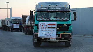 صور.. قافلة "زاد العزة" تنطلق إلى غزة محملة بأكثر من 1200 طن أغذية