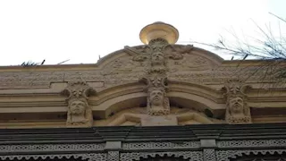 قصر الـ366 نافذة.. أسرار تحفة نادرة يحرسها أسدان في قلب المنيا (صور)