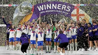 "ورقة الغش" تتسبب في فوز منتخب إنجلترا ببطولة يورو 2025.. ما القصة؟