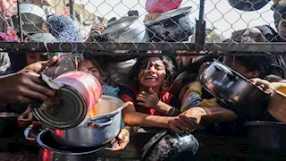 بعد اتهام ميليشيا أبو شباب.. من يسرق المساعدات في غزة؟