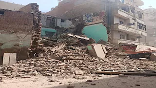 انهيار منزل آيل للسقوط في قرية المراشدة بقنا