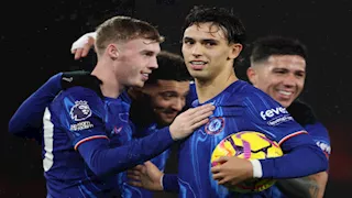 بالتوفيق في جنوب أفريقيا.. موقف طريف بين كول بالمر وجواو فيليكس