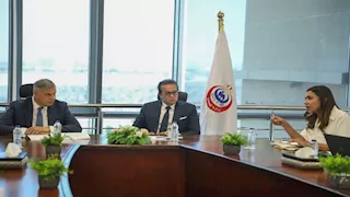 وزير الصحة ومحافظ الإسكندرية يبحثان تنفيذ 70 عيادة رقمية ذكية