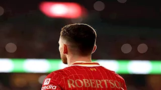 لافتة إنسانية من قائد ليفربول في مباراة يوكوهاما مارينوس