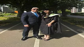 4 أبناء وطبيبة.. 20 صورة وأبرز المعلومات عن عائلة وائل جمعة