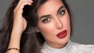 تسريحة الشعر والاكسسوارات.. كيف نسقت ياسمين صبري إطلالتها في أحدث ظهور؟