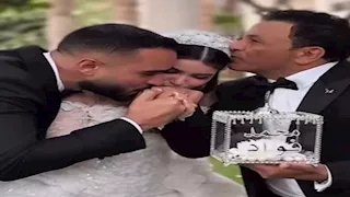 دنيا عبدالعزيز تهنئ محمد فؤاد على زفاف ابنته (صور)