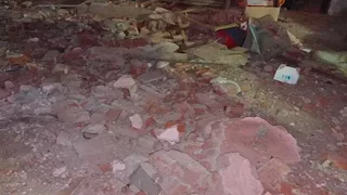 مصرع طفلة سقط عليها حائط بسوهاج