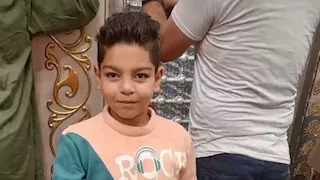 "من بعد وفاة أمه بينام في الشوارع".. اعترافات صادمة لأب عذّب طفله حتى الموت بالفيوم