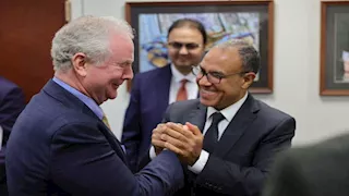 وزير الخارجية يلتقي السيناتور "كريس فان هولن" بمجلس الشيوخ الأمريكي