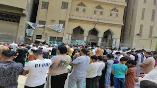 تشييع جثمان "حسام" ضحية حفل محمد رمضان بالساحل (فيديو وصور)